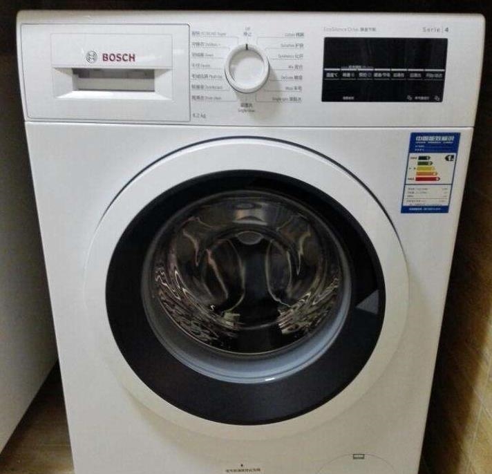 为啥现在一般家庭都不买“滚筒洗衣机”了？幸好内行提醒，我家差点买错