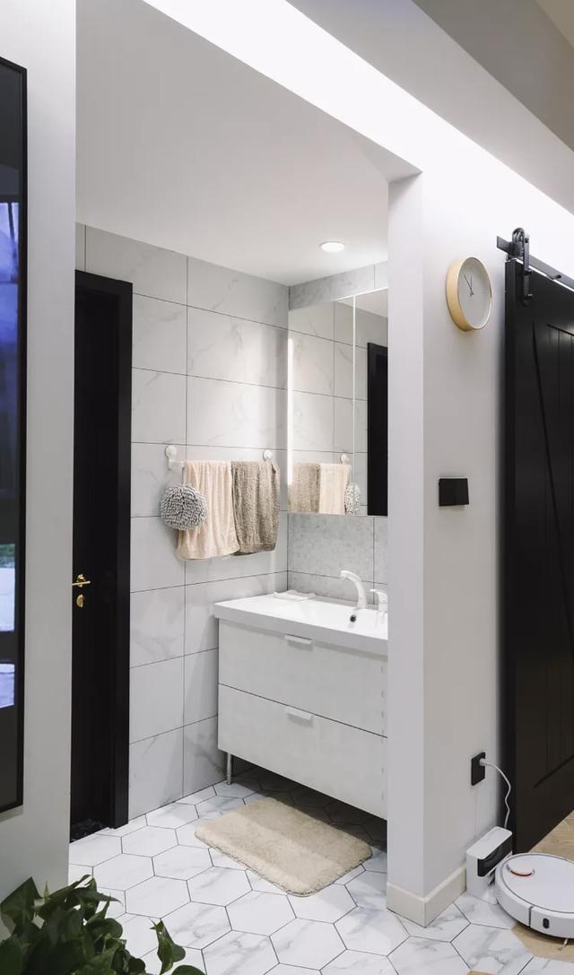 卫生间毛巾该往哪里挂？这5个地方可以提前考虑！