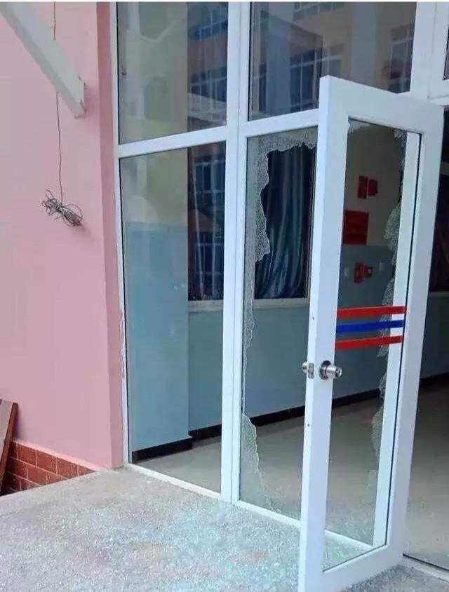 和男朋友去酒店的经历，凌晨12点，尴出冷汗的一幕发生了！