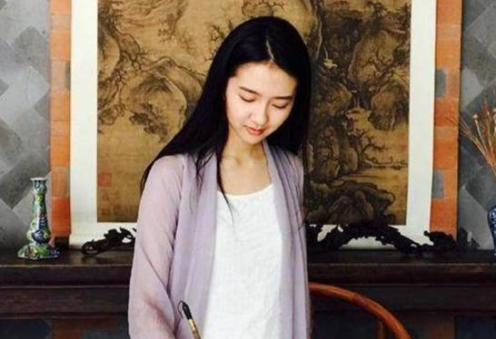 带你看看许龄月住的豪宅，装修媲美苏州园林，感觉像住在仙境一样