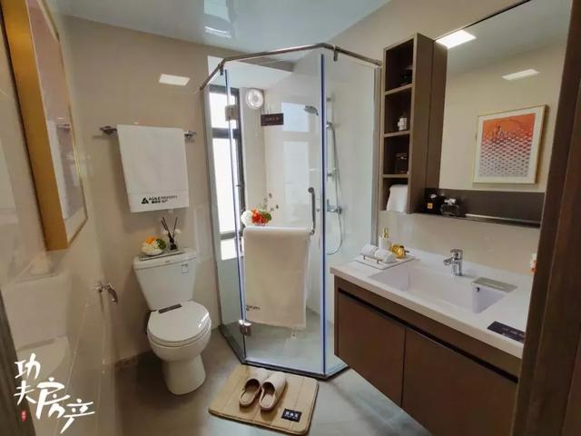 狮山冲上两万后，又一个高价地项目来了！200米到博爱湖