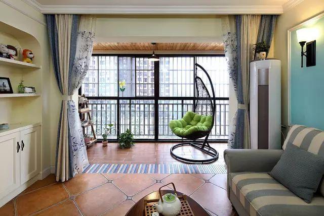 原来客厅与阳台之间不装门，更宽敞还实用，连乡下都这样做了！