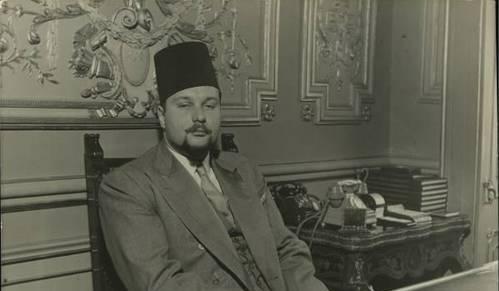 国王拜神偷为师，盗走丘吉尔怀表，一餐吞掉8只烤猪，被活活撑死