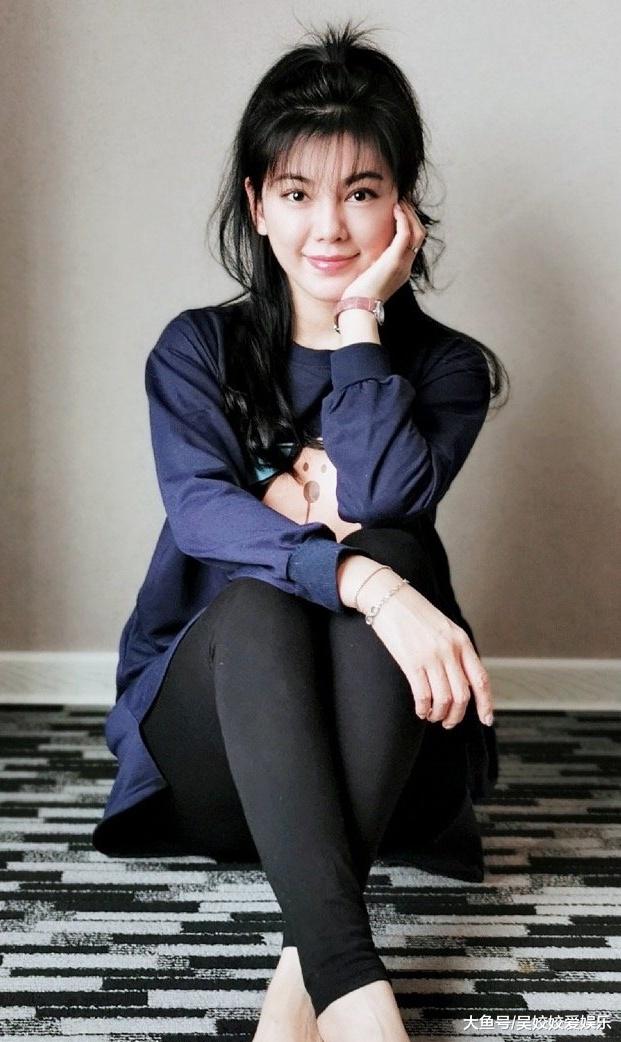 被大家忽略的"秦羽墨"晒出近照,整容了?有点认不出啊!