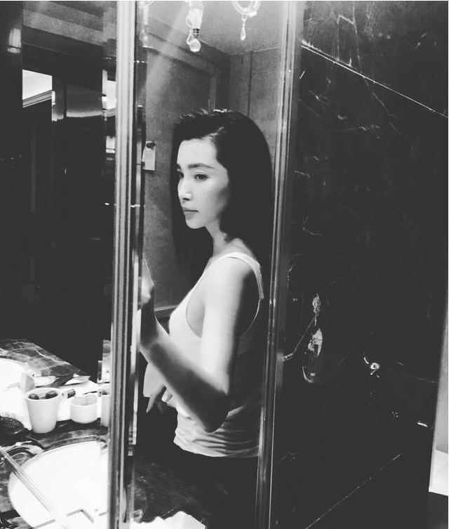 参观李冰冰现实的豪宅，难怪这么多年不拍戏，看房子就知多富裕了