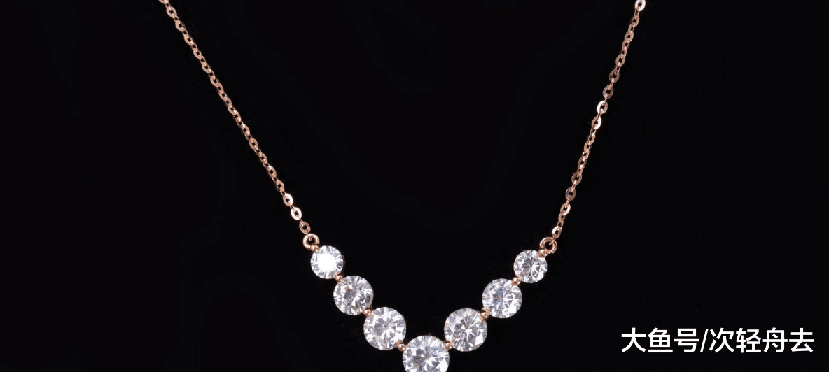 不小心就会上当！被称为“宝石之王”钻石骗局你中招了吗？