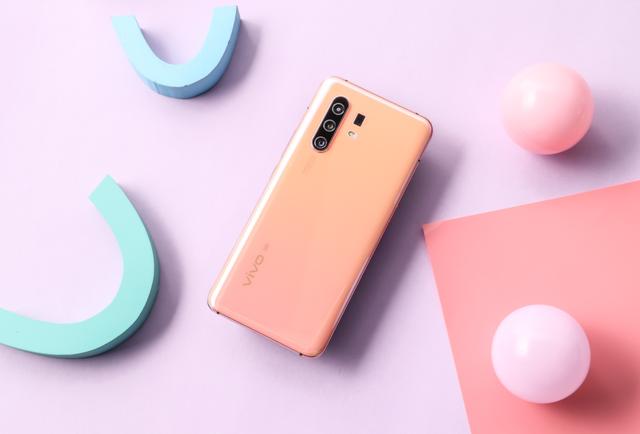 vivo X30 Pro值不值得入手？人像拍摄体验出色，表现全能的5G新机