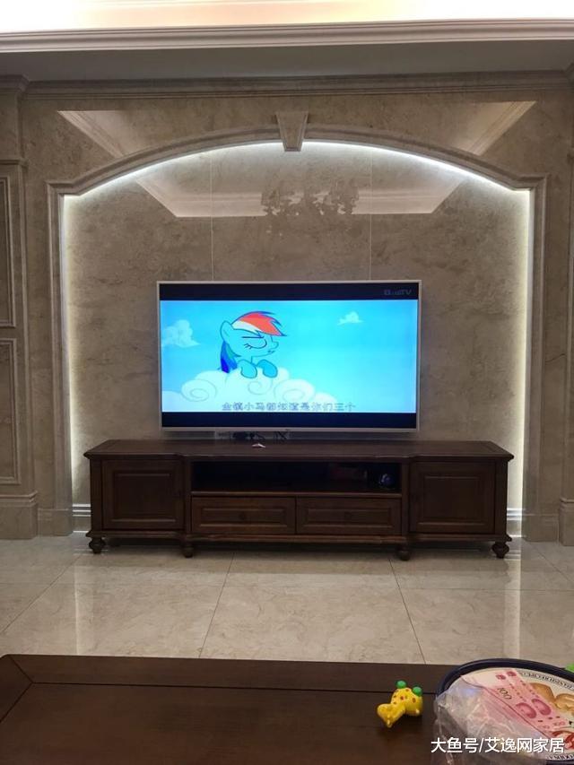 新房美式風裝修，媳婦8000塊錢買的客廳真皮沙發，太喜歡了