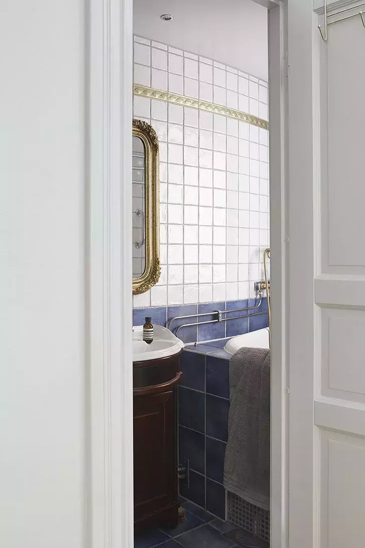 37平米小公寓可以容纳4个人, 还有一个金色厨房!