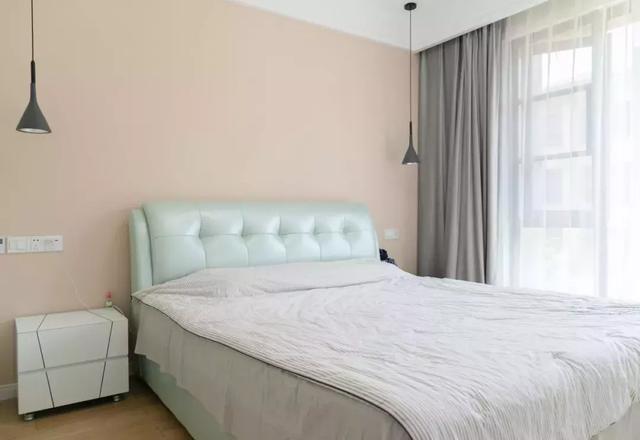 晒晒我家60平小两房，不同的区域都做储物空间，更适合家庭居住