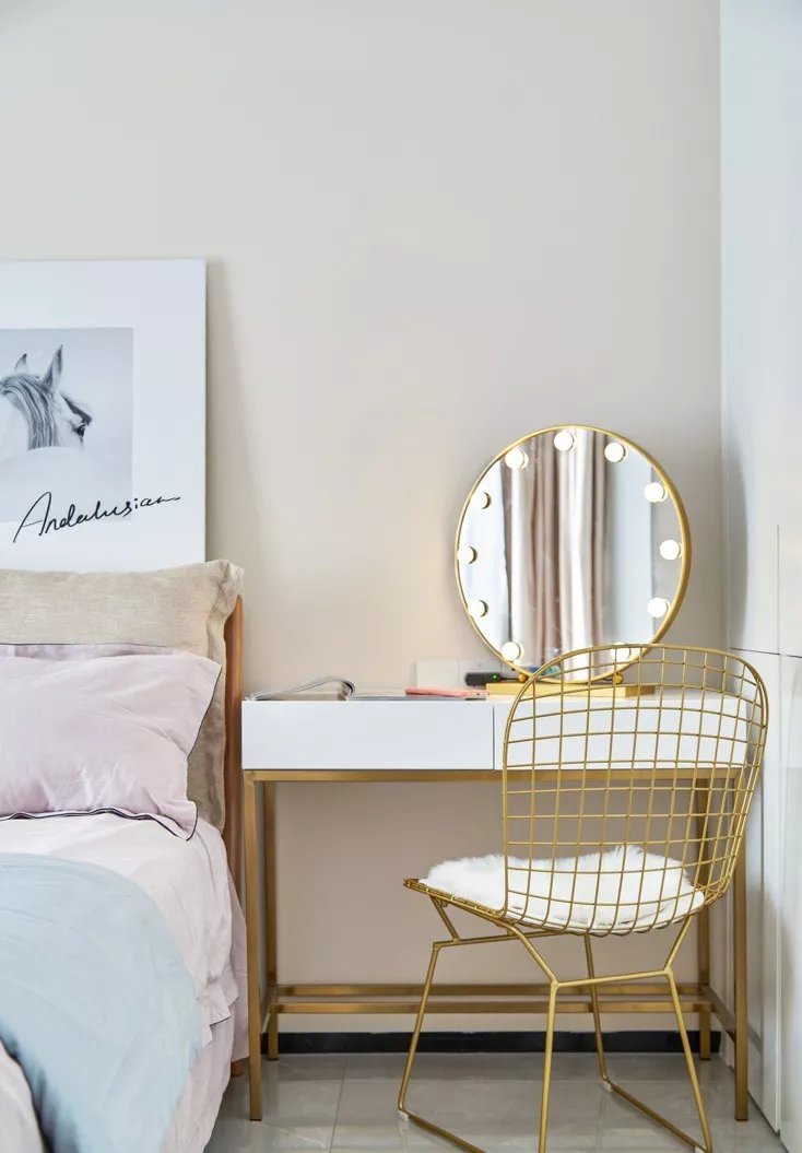 76平小户型北欧风，次卧改多功能房、背景墙做玻璃隔断，时尚又通透