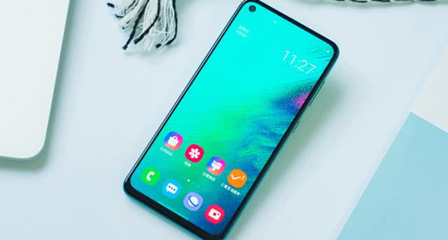 性价比超高的新机器A60：三星还用抢购吗？