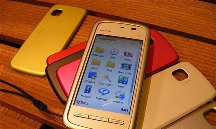 诺基亚用的系统有多强？如果坚持使用，苹果和安卓或无立足之地！