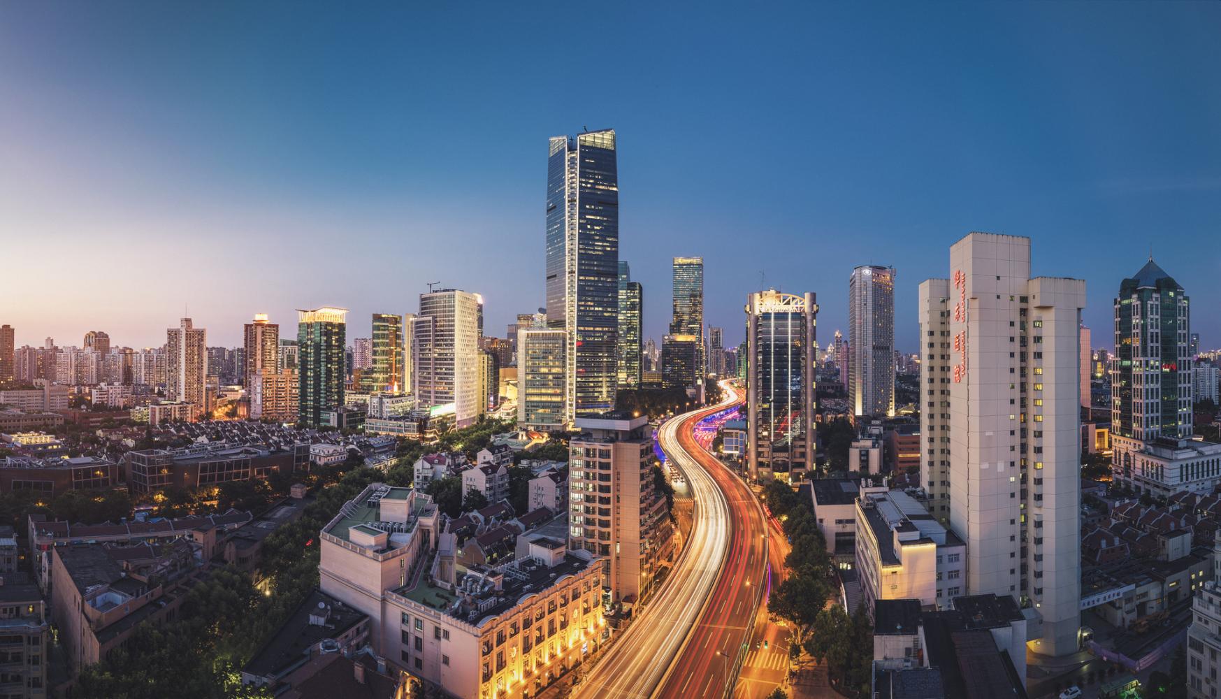 地产年报：全面调控，成效显著；千钧一羽，贵在平衡