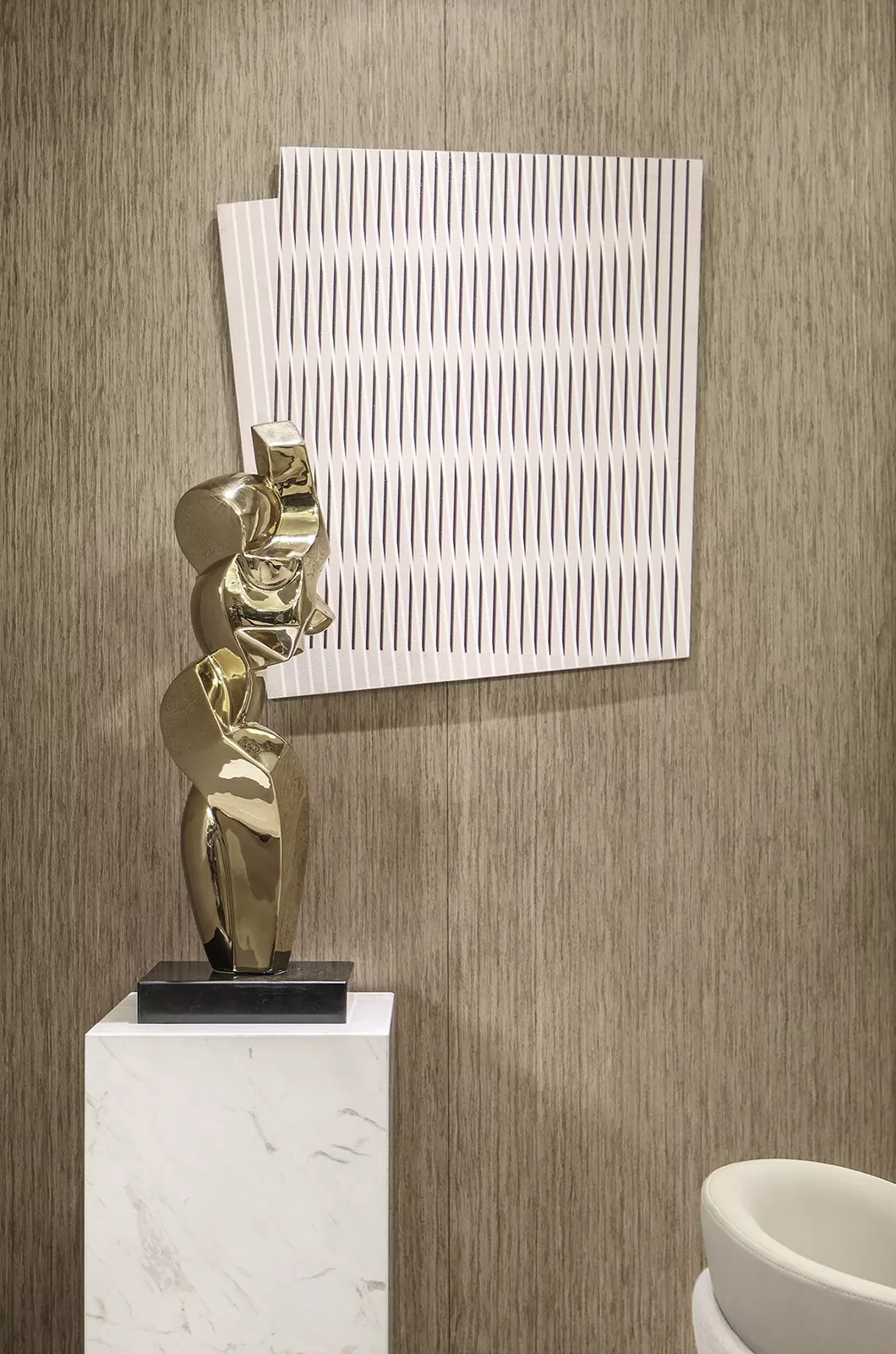 轻奢，符合年轻人的潮流审美！