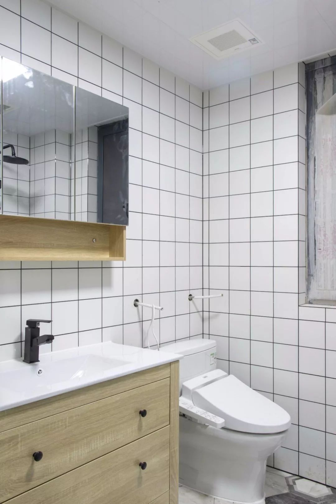 卫生间吊顶，除了铝扣板，还能怎么办？