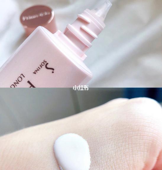 今年被抖音带火“变态妆前乳”，轻松打造服帖完美妆容，网友：我跪服