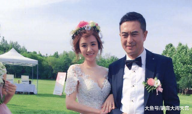 王晓晨身材有多A？当她的比基尼照流出后，才明白啥叫真正的“出水芙蓉”