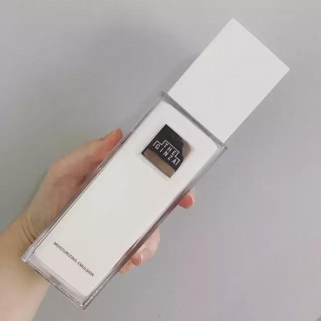 乳液 离职柜姐透露：摒弃网红“废物”化妆品，别再花冤枉钱了