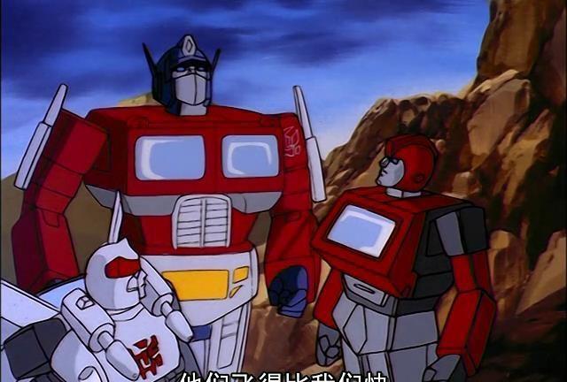 《变形金刚》中汽车人究竟会不会飞？导演：当时忘考虑了