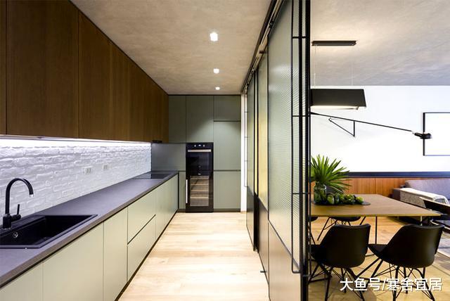 朋友家75㎡现代工业风，隔墙砸掉做隔断，漂亮不占空间，晒晒！