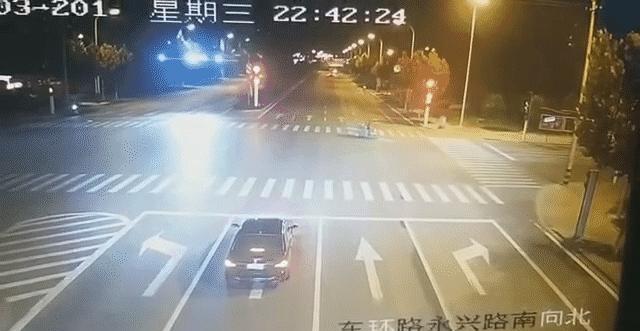 “Maserati撞上BMW”之后的几点人性思考，每一点都触动人心啊……