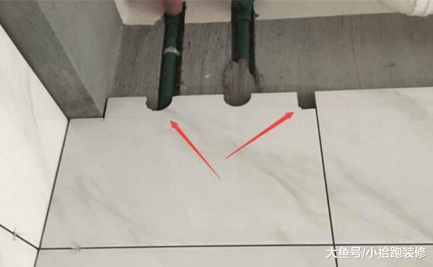 瓷砖铺完, 师傅让验收, 而业主刚进厨房就直问: 你能接受吗?