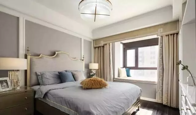 现代美式轻奢三居室, 浅灰色墙面好有质感, 难怪很多家庭不刷白墙了!