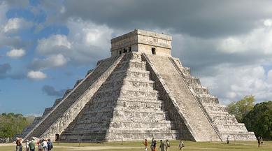 世界各地都出现金字塔, 说明世界文明史可能出现过断层