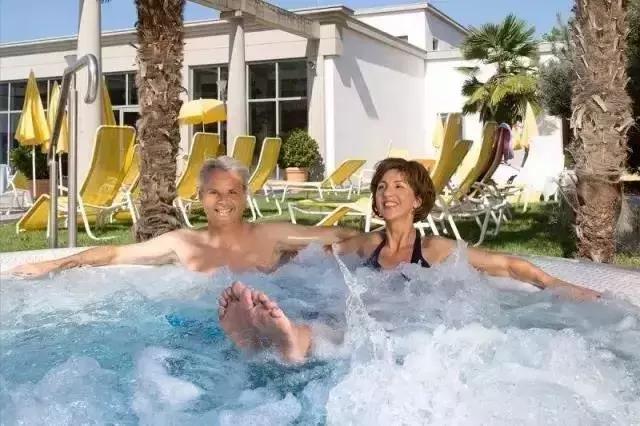 德國療養小鎮：巴德克羅欽根對國內康養產業借鑒