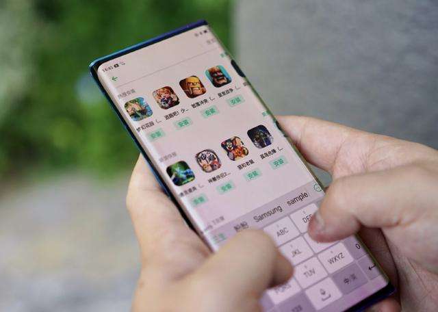 OPPO“官宣”瀑布屏手机，开启手机屏幕新时代，网友：咋贴膜？