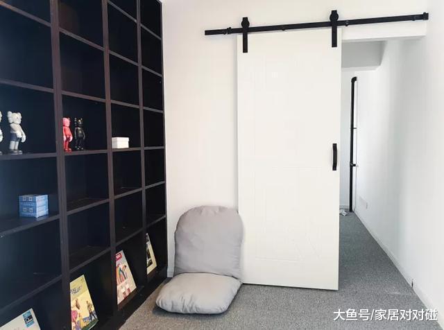 15W“窮裝”房子！拆墻又封窗，完工后大氣極了，朋友都羨慕！