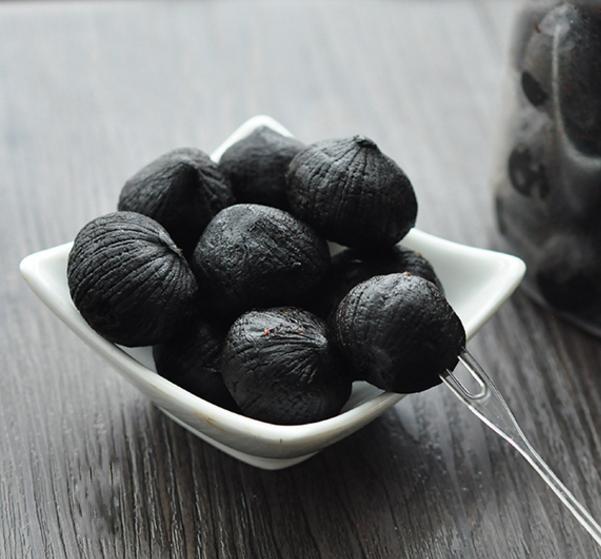 男人过了50岁，应该经常吃这几种食物，让你精力充沛，更有男人味！