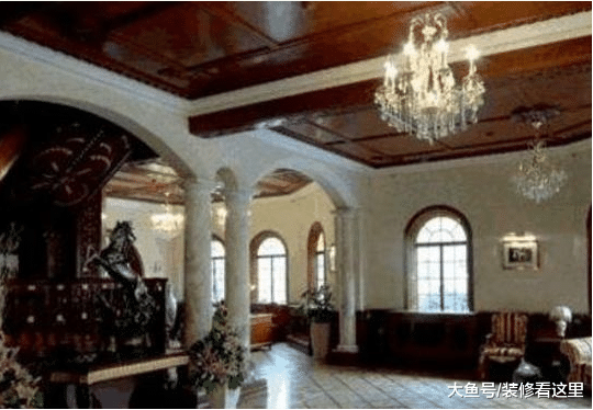 明星韓雪的豪宅，房子外表看起來像城堡，住里面感覺自己像公主