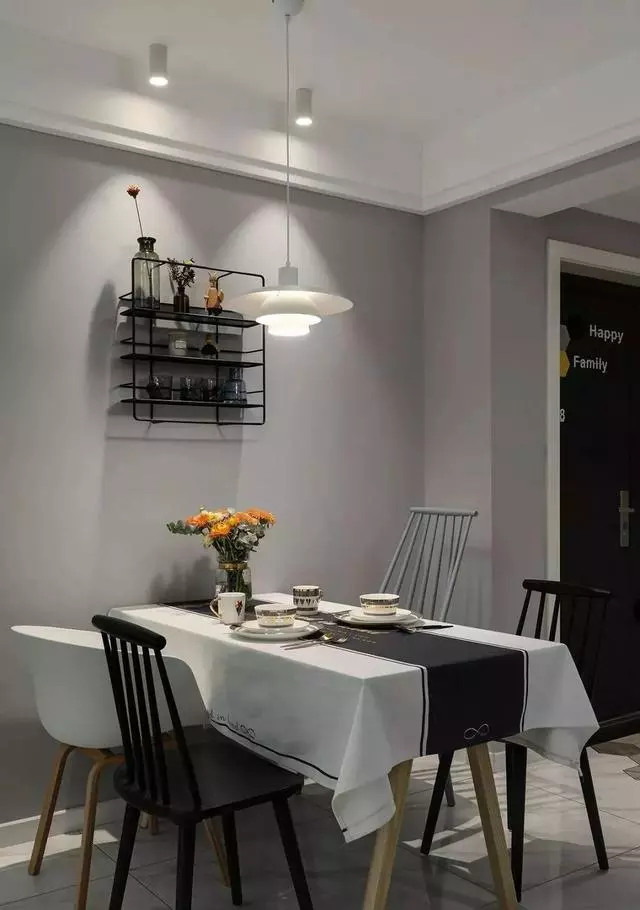 106平北欧风三居室，装修仅花费18万，优雅又有质感！