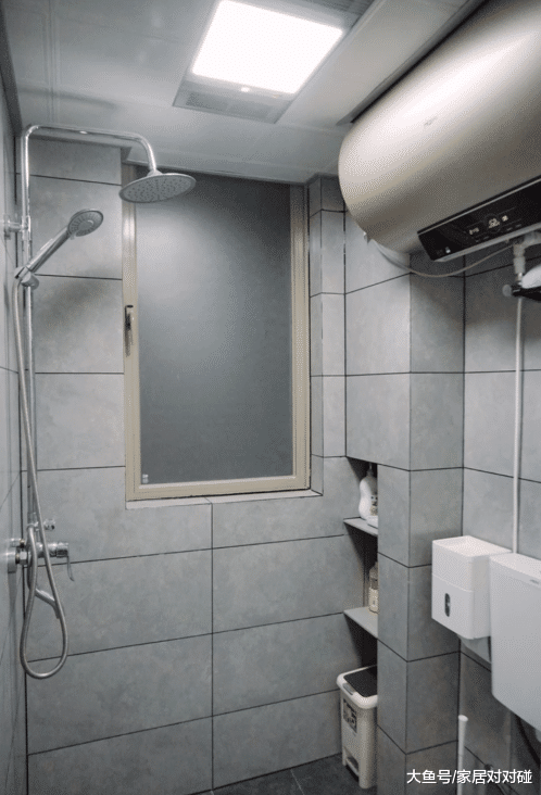 69㎡小宅, 打通沙发墙实用极了! 阳光房改餐厅把人迷住, 晒晒全屋