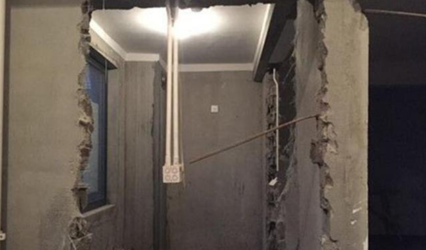 只是让师傅砸一个门洞，却把业主给气坏了，并且损失也很大