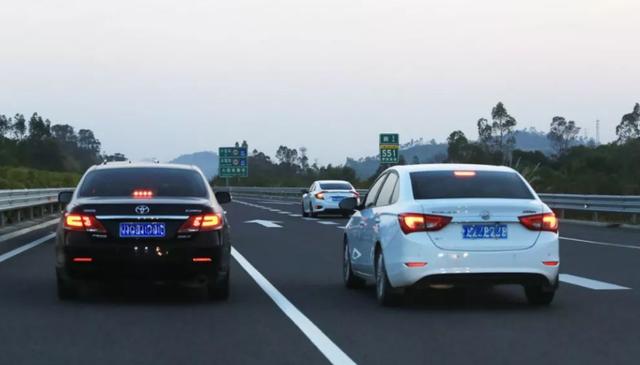 甭管开了多久的车：装这4个配件，行驶舒适又安全，内行人早用上