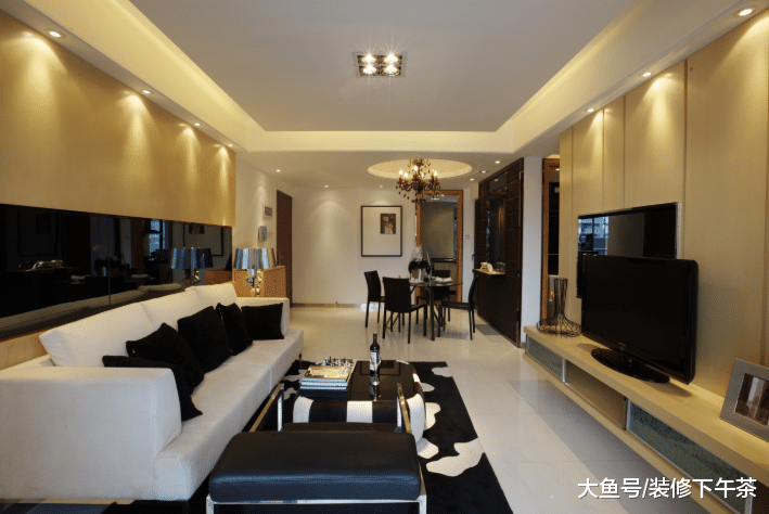 大师说买了就发财的小区黄金位置，守着财位想没钱都难！