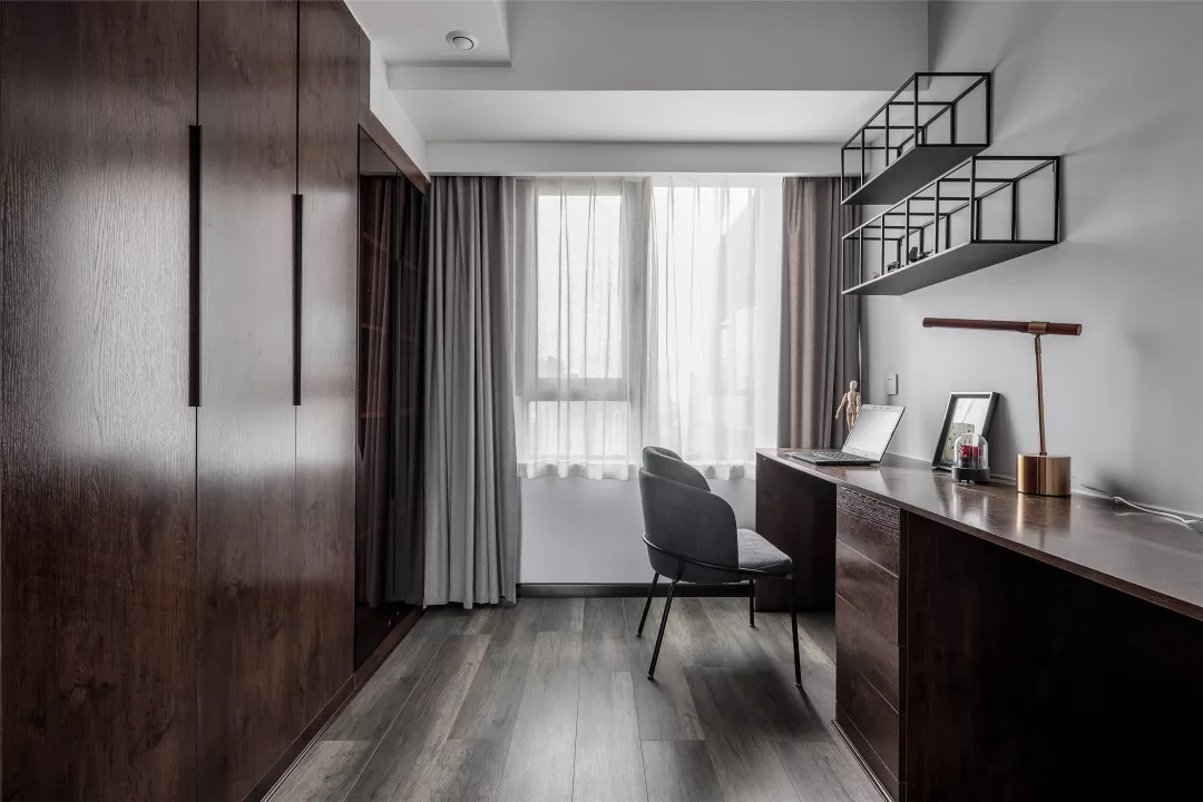 巧妙的客餐厅布局方式，让103平看起来比140平都大