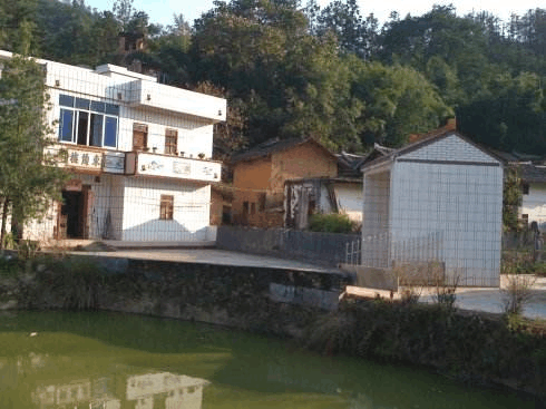 家门口万万不要朝位置开, 老师傅都不敢这样装, 再有钱也会住穷!