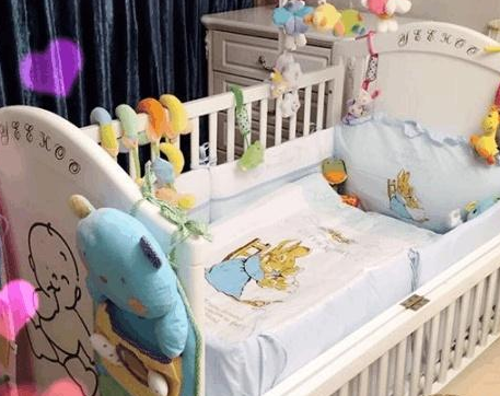 翟伟现实的豪宅曝光，内部装修全屋欧式风，装修既时尚又豪华