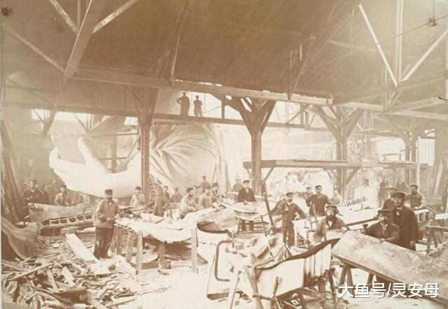 自由女神像是这样建成的，看百年前人们是如何建造这样的大工程