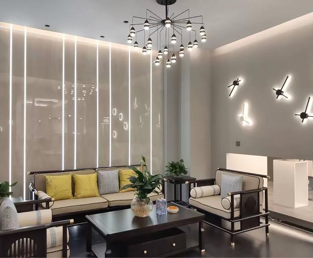 别用老式灯带装修了，越来越多人用这种新式灯带，效果漂亮又高档