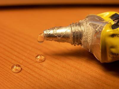 别往卧室里放这几样东西，它们不仅会让人生病，而且会散发毒气！