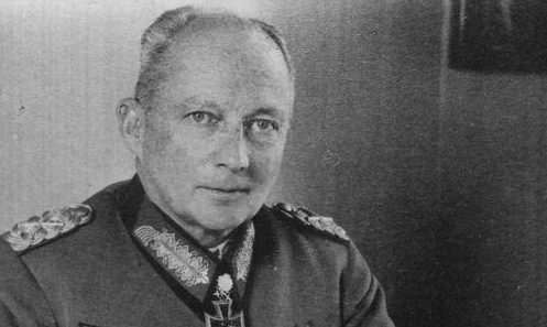 二戰歷史之基輔10萬余人除壯烈戰死者外，包括指揮官在內全部被俘