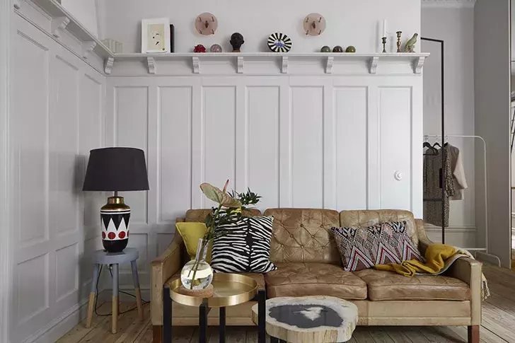 37平米小公寓可以容纳4个人, 还有一个金色厨房!