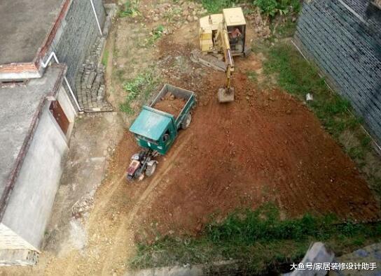 将十年的50万积蓄全花在农村建房上了，妻儿怪我没有去城里买房