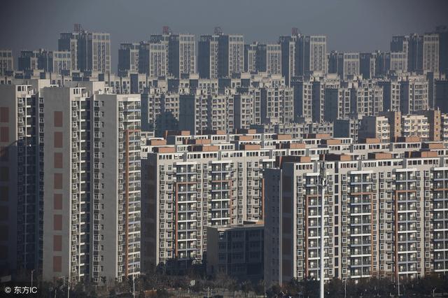 楼市传来好消息, 多个城市房价正在下跌, 还没买房的人有福了