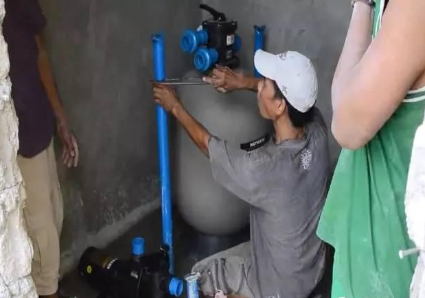 教你农村自建房如何自己挖个泳池